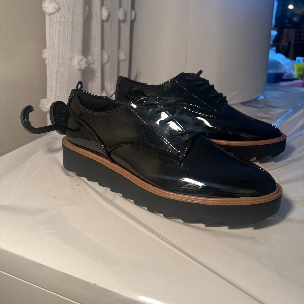 Brand new patten shoes rubber soles